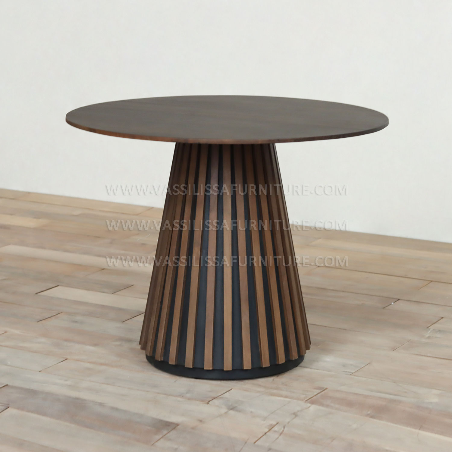 Aurea Petite Dining Table