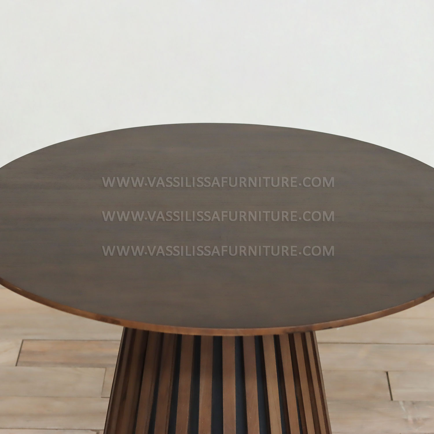 Aurea Petite Dining Table