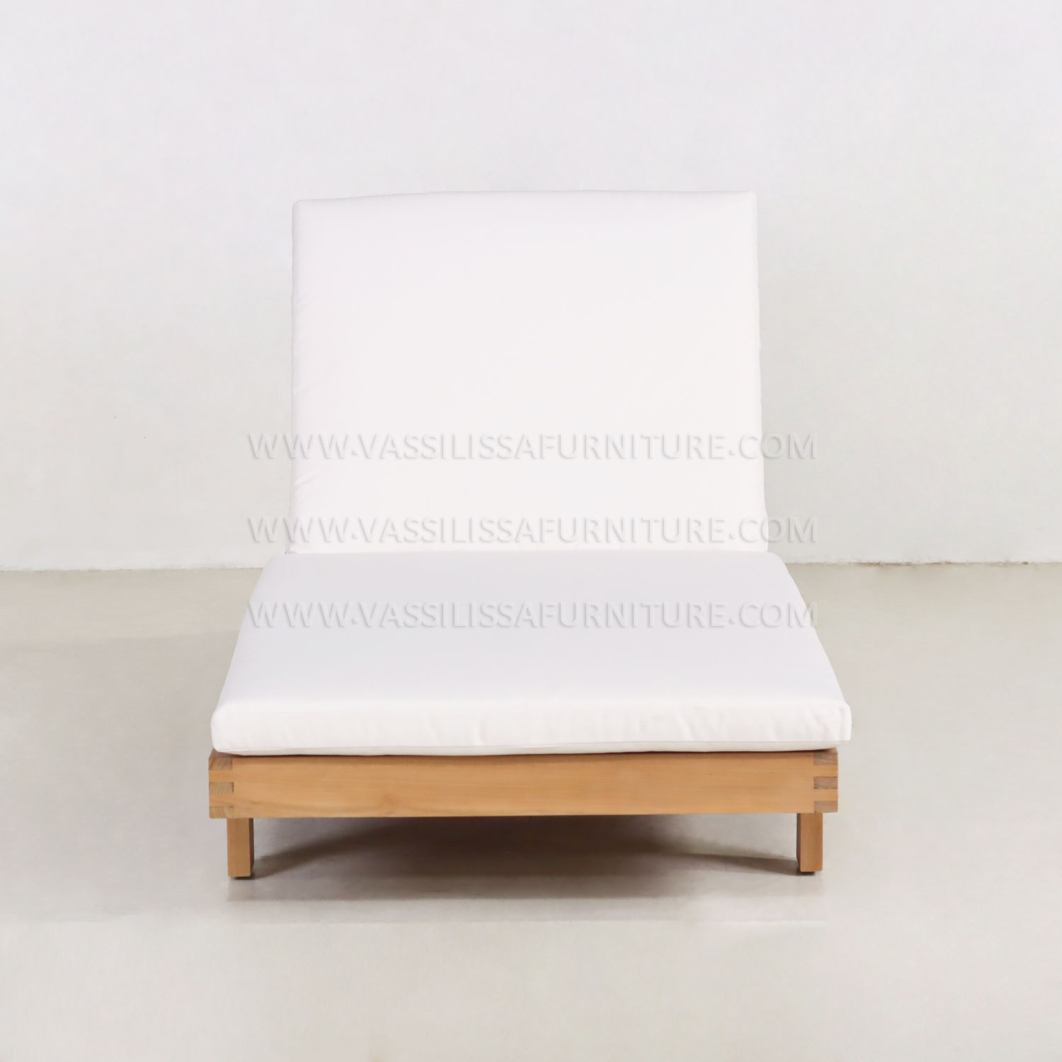 Elora Lounger