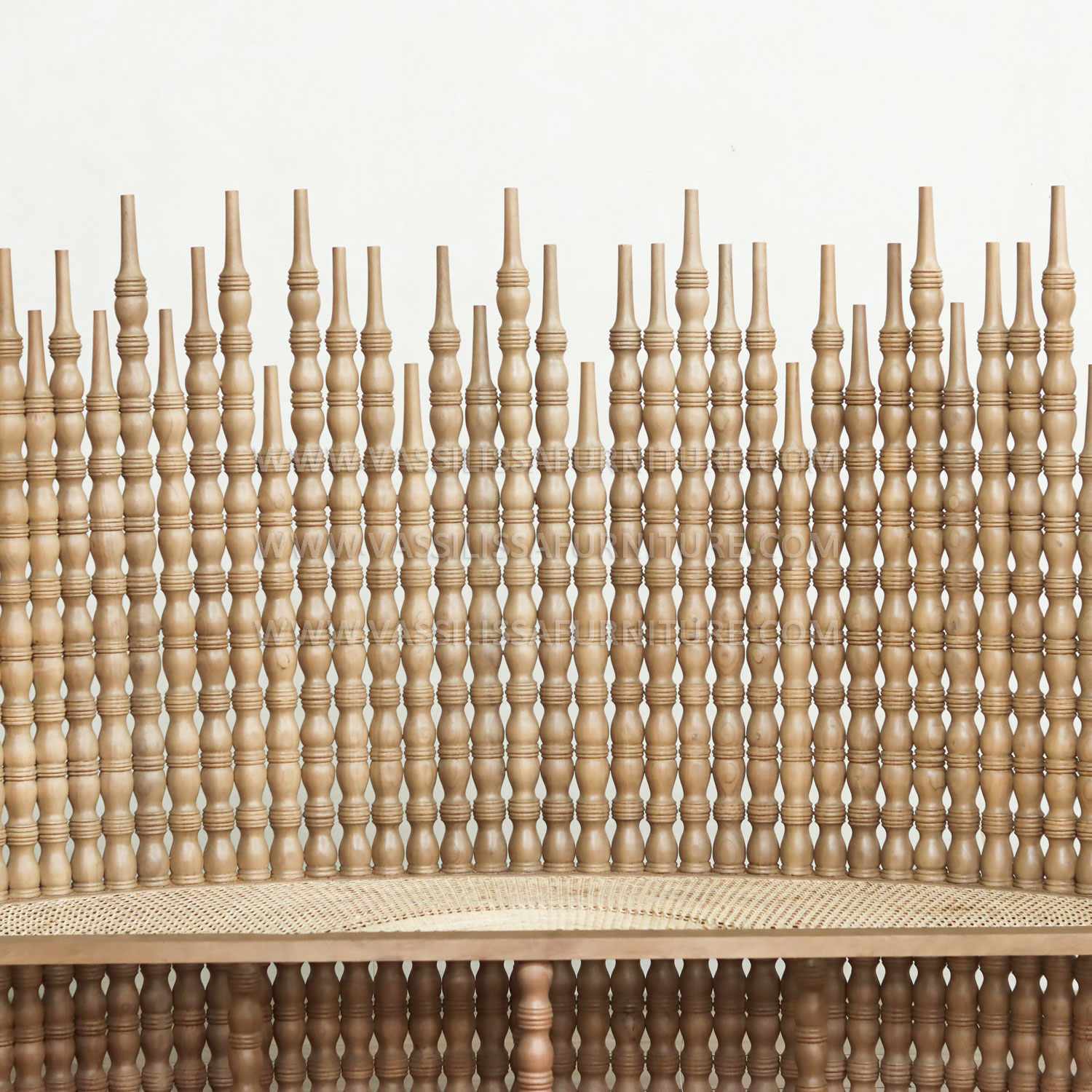 Aranya Bench